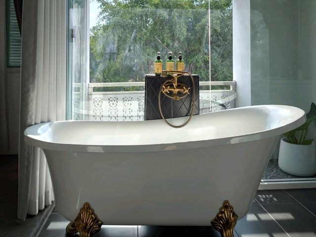 ห้องดีลักซ์ วิวภูเขา โรงแรมนิทรา ลานนา เชียงใหม่