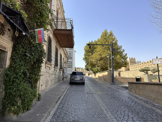 【Baku Old City／Icherisheher（イチェリ・シェヘル）｜バクーの“中世と現代が共存する石畳の迷宮”