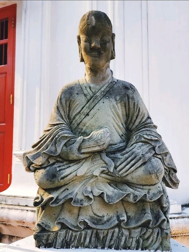 วัดอนงคารามวรวิหาร พระพุทธรูปปางมารวิชัยพระจุลนาค