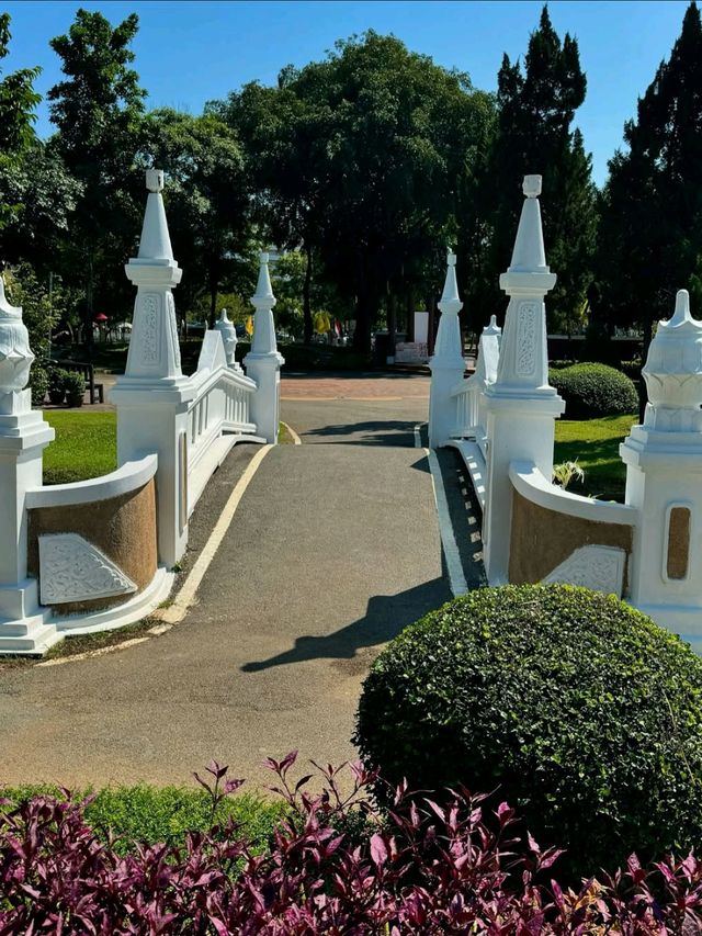 Temples, Markets & Vibes, Chiang Mai’s Got It All