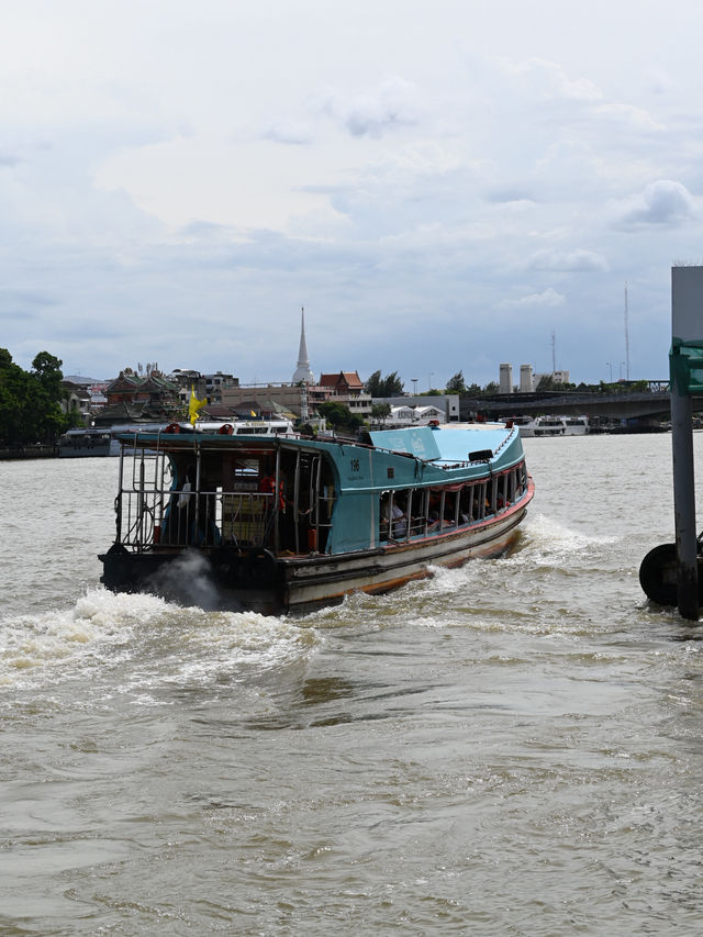 Bangkok: Where Chaos Whispers Magic