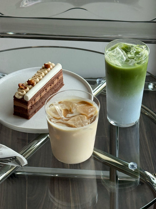 💚힐링되는 안국역 카페 리와인드 커피맛집 통유리 뷰🧁