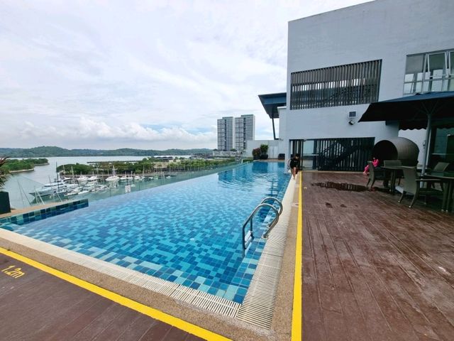 🇲🇾 Chill Staycation with a View: Trinidad Suites Johor