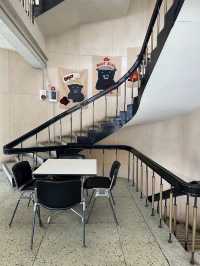Burnt Seoul, Industrial Chic Meets Pretzel Perfection in Jongno