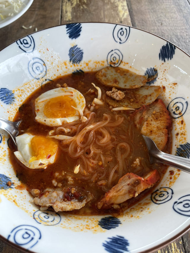 ร้านก๋วยเตี๋ยวในปราจีนบุรี ตำบลท่าตูม อร่อยไม่แพง