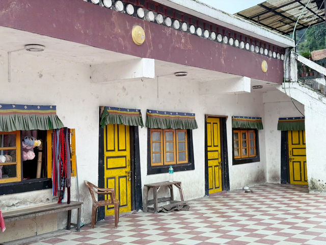 【インド・ダージリン Dung Gon Samten Choling Monastery】山の中の静寂