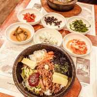 Solo Traveler's Guide to Jeonju Hanok Village: Tradition on a Budget** 🇰🇷🏯