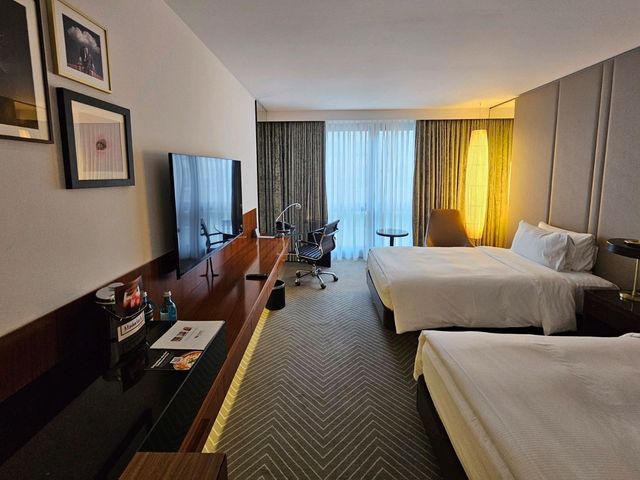 🇩🇪 독일 베를린 재방문 호텔 : Hilton Berlin