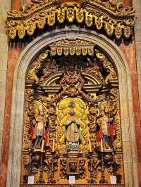 ⛪ Clérigos Church & Tower: Touch the Sky in Porto 