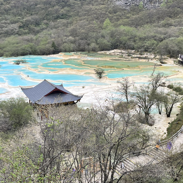 ⛩ 黄龙古寺 – Sacred Gem of Huanglong