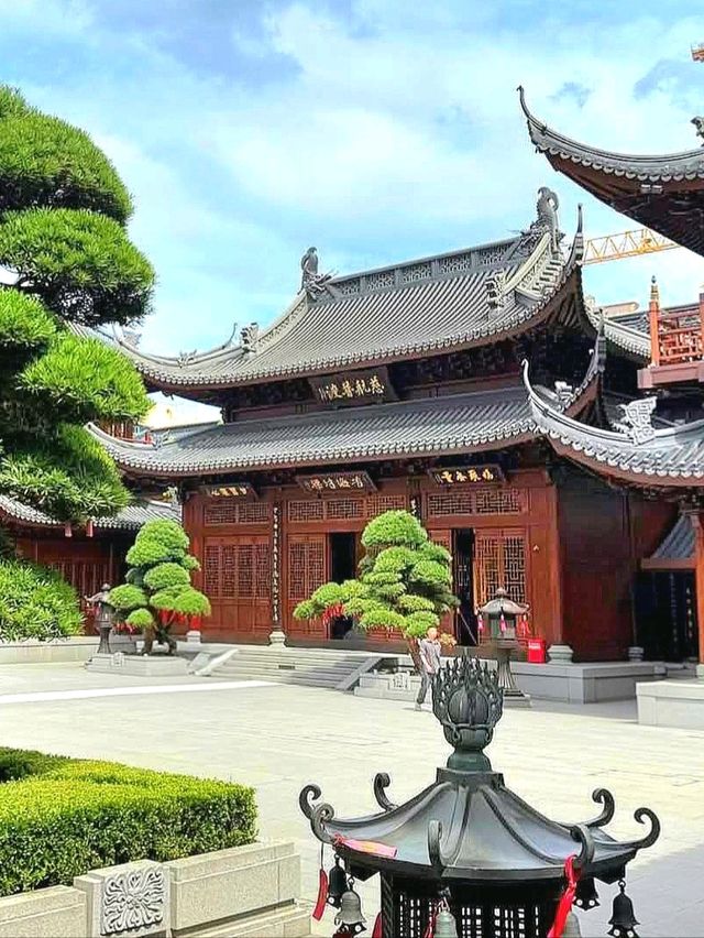 Zen in the City: A Temple of Timeless Design