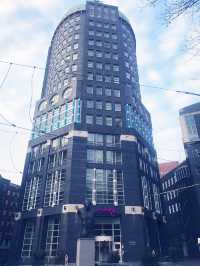 🏛 デン・ハーグとスキポールに見る建築や彫刻の変遷とホテル体験