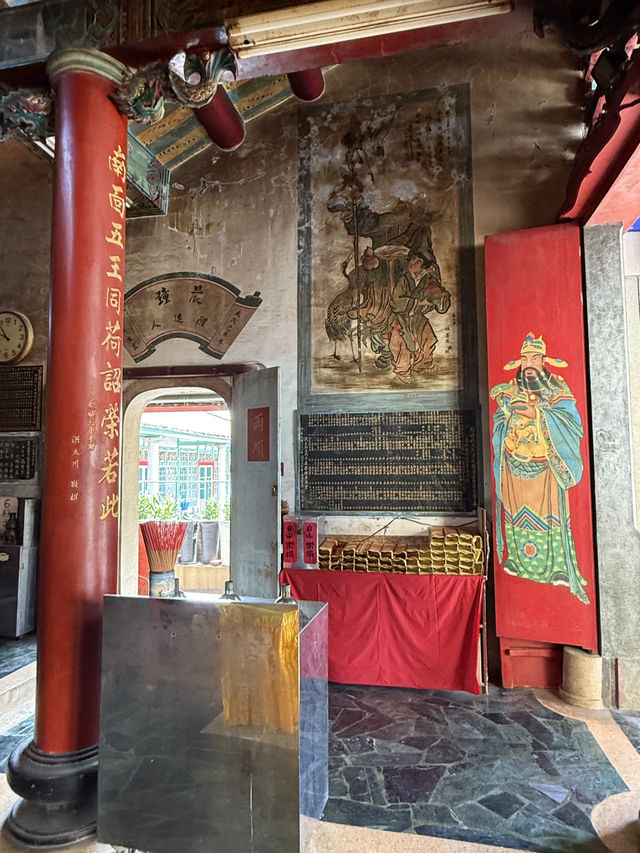 「新港代天府｜五府千歲庇佑，代天巡狩的莊嚴信仰」