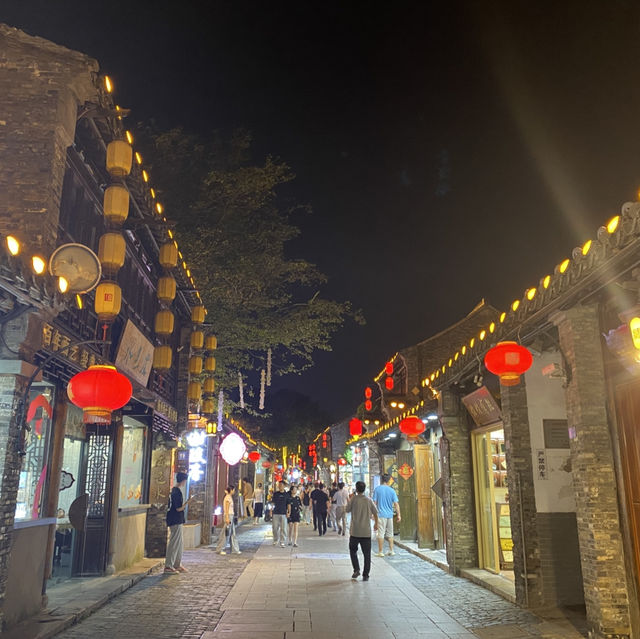 夜遊揚州古運河，品嚐米其林美食