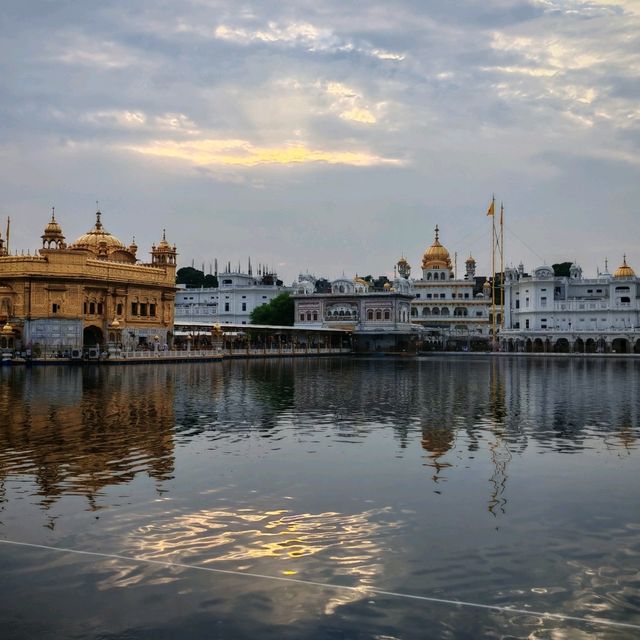 Golden Temple Sri Harmandir Sahib Amaritsa India