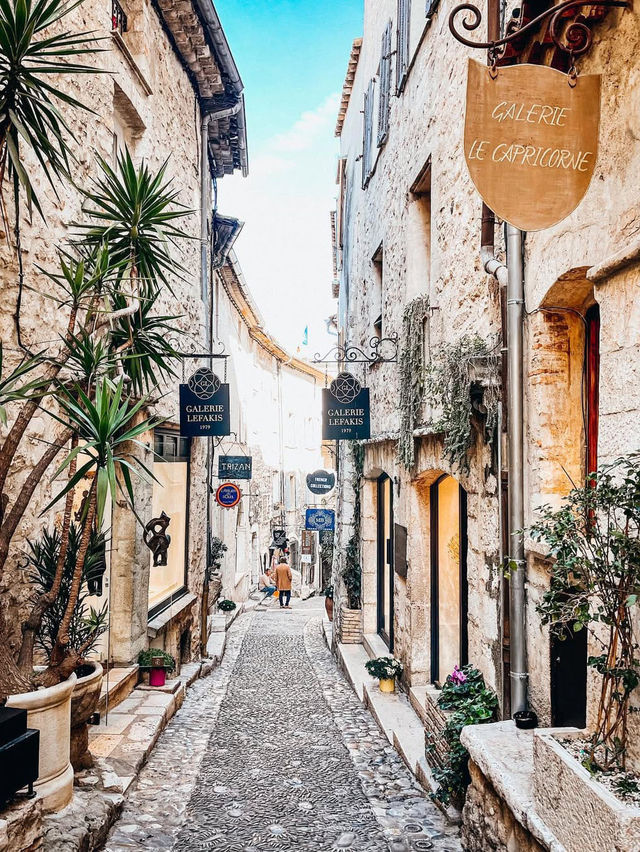 A Journey Through the Charm of Saint Paul de Vence A Journey Through the Charm of Saint Paul de Vence