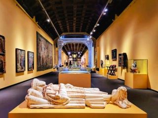 Toledo | Museo de Santa Cruz: A Timeless Artistic Journey
