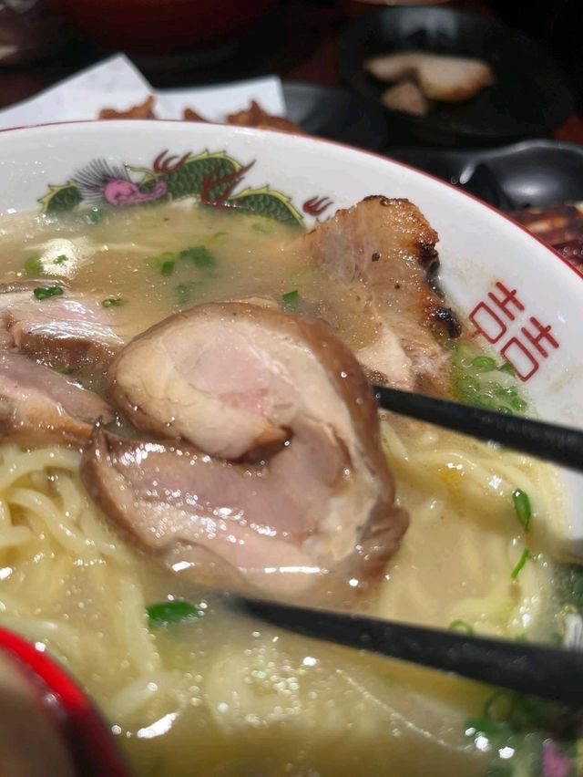 半熟蛋點亮拉麵滋味
