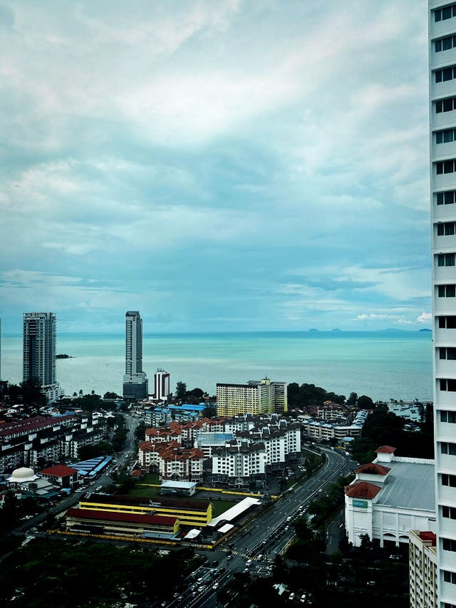 I-Santorini, Tanjung Tokong — Modern Living by the Coast