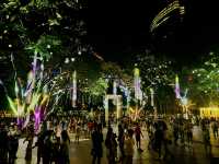 🎄 Ayala Triangle Gardens｜馬尼拉最夢幻的聖誕燈海