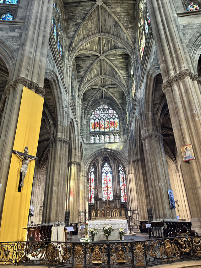 ⛪️ 聖米歇爾大教堂 Basilique Saint-Michel