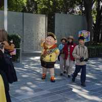 Shanghai Weekend Vibes: Neon Nights, Dreamy Eats & Disney Magic ⭐️🏮