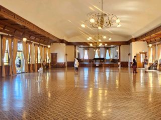 Such a grand hall in Hakodate, looks so majestic. It's a trail of great civilization in a beautiful small city in Japan. It was a worth adventure. 
