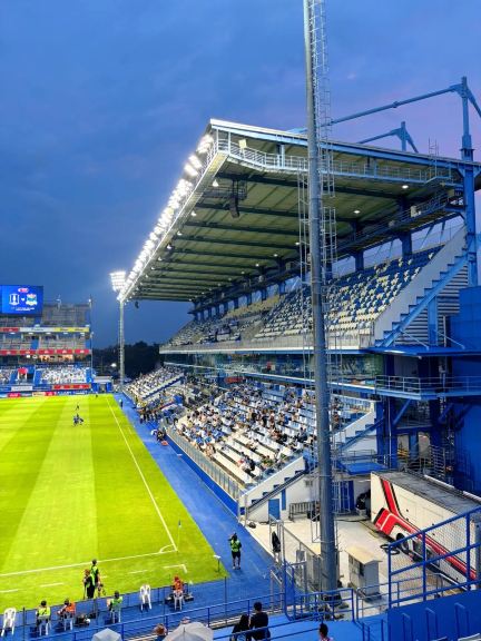 True BG Stadium — великолепная домашняя арена клуба Тайской лиги 1.