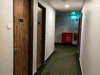 “Clean Comfort & City Access in Compact Style”