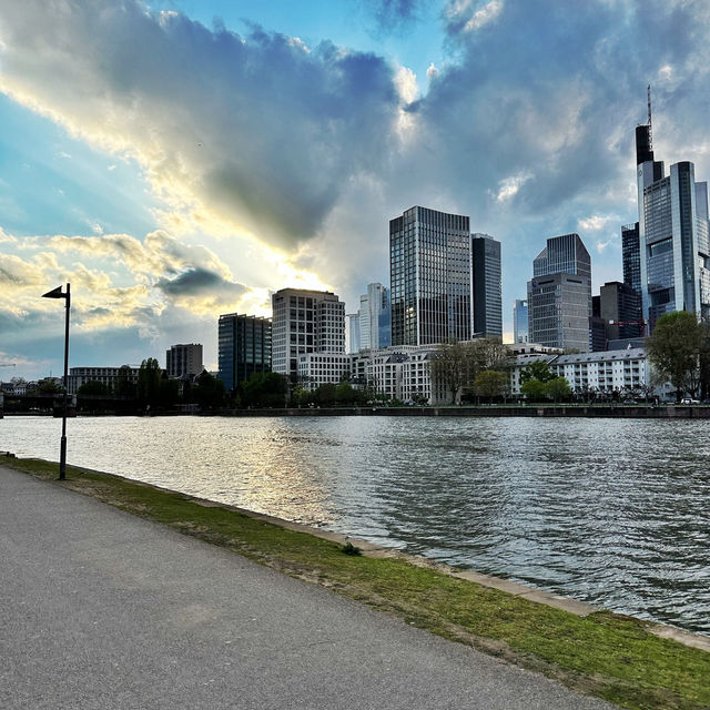 Gorgeous gothic looking bridge in Frankfurt