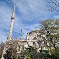 Dolmabahce Mosque in Istanbul! 🤩🇹🇷