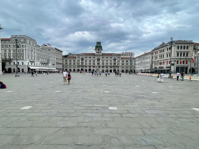 Unity of Italy Square 🗺️