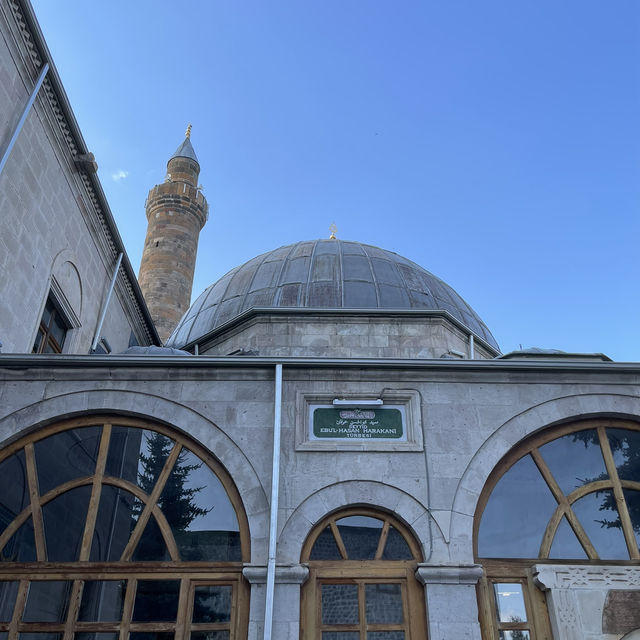 Abu al-Hasan Harakani Mosque: A Spiritual Beacon in Kars