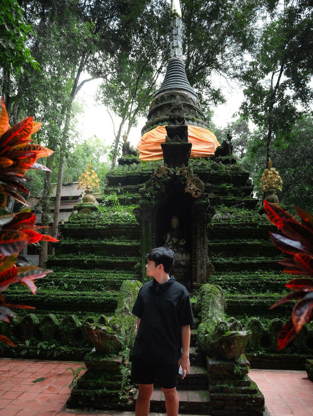  Wat Pha Lat