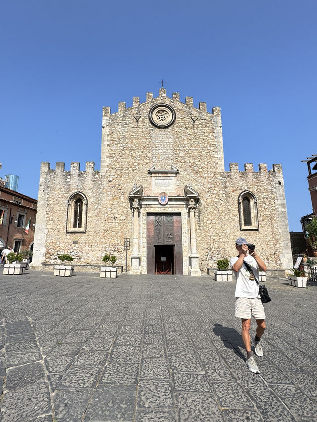 Taormina Cathedral - Beautiful little church with some great art