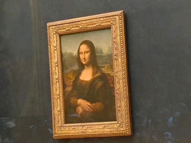 🎨 Top 10 Louvre Attractions + Spooky Halloween Vibes! 👻