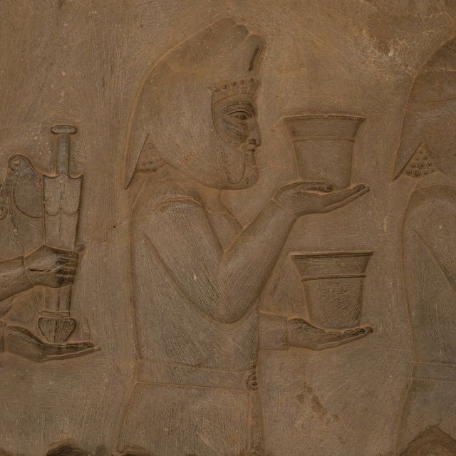 Statues, Persepolis  🏛️🗿 / 2025