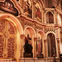 Inside Helsinki’s Orthodox Churches – A Golden Calm ✨⛪