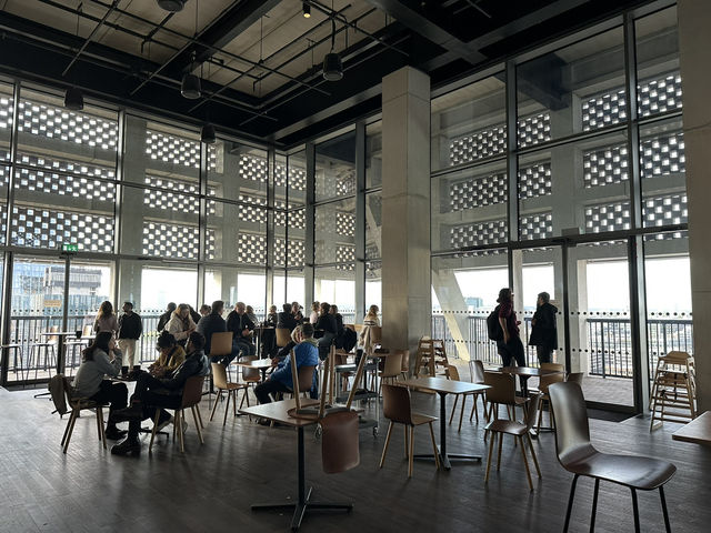 London Art Escape 🎨 at zero cost