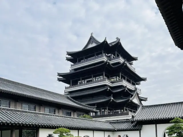 広州文化館新館への訪問：時空を超えた漢服の撮影旅行