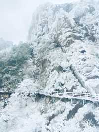 九華山下雪了