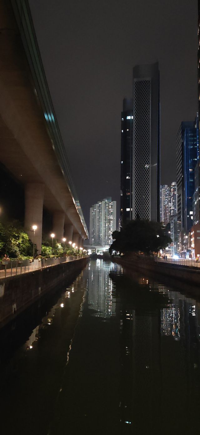 【別樣香港】黃竹坑，燈火迷離寧靜又清新～