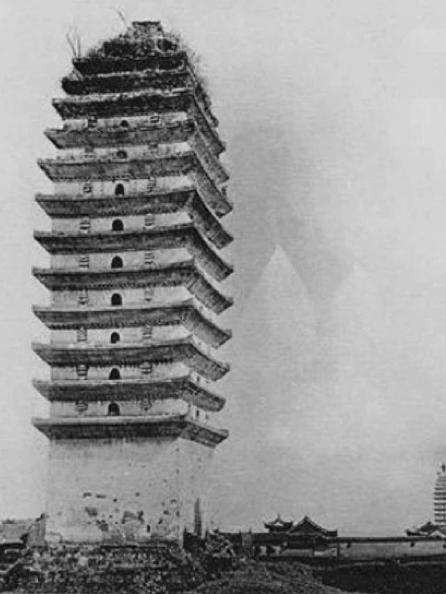 Echoes of History🏰⛩️ Twin Towers of Kunming