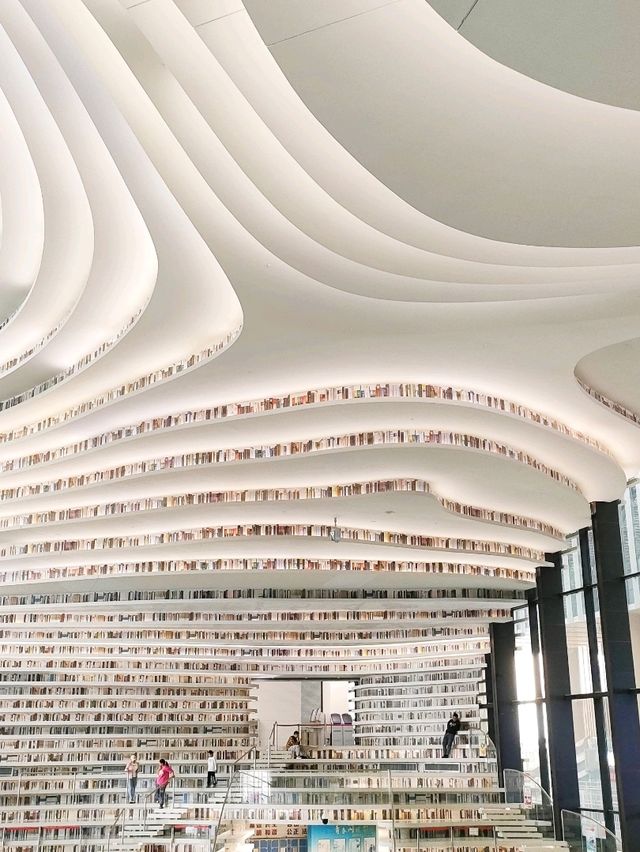 Instagrammable Library in Tianjin