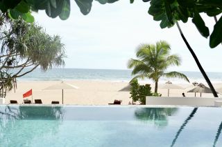 Sri Lanka|Riff Hikkaduwa Beach Resort Experience
