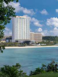 🌴🏖️ Guam's Top Stay: Dusit Thani Delights 🍤🥂