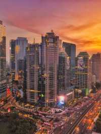 🌟 Jakarta's Luxe Life: Ritz-Carlton's Opulence Unveiled 🌟