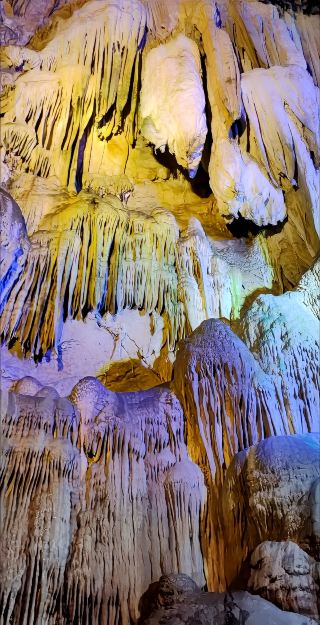 Yinshui Cave - A Fantastical Karst Journey