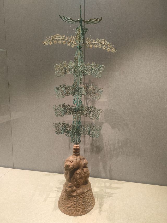 綿陽博物館搖錢樹專題展。