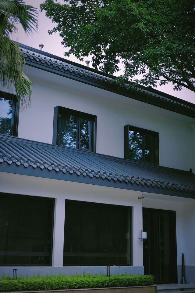 近杜甫草堂、浣花溪公園的漫心府酒店…。